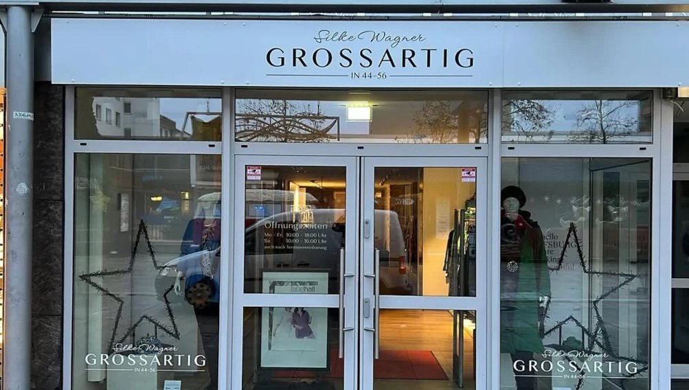 Schaufenster der Boutique Grossartig in der Porschestraße
