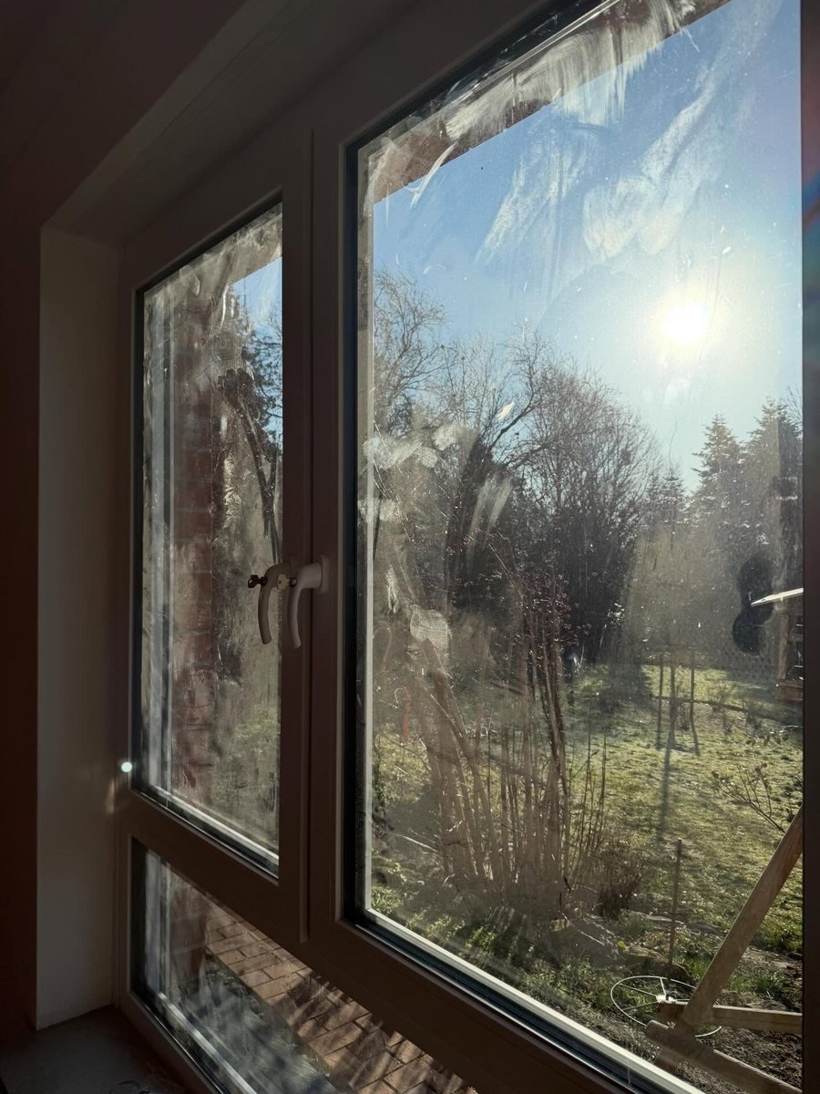Fenster mit Gartenblick – vorher